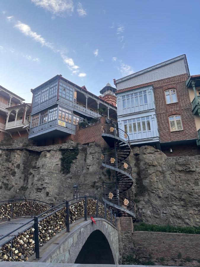 Nikas Apartment Tbilisi ภายนอก รูปภาพ