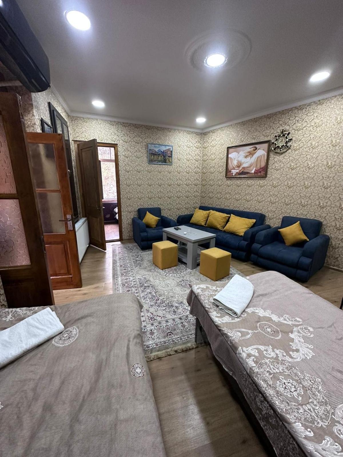 Nikas Apartment Tbilisi ภายนอก รูปภาพ