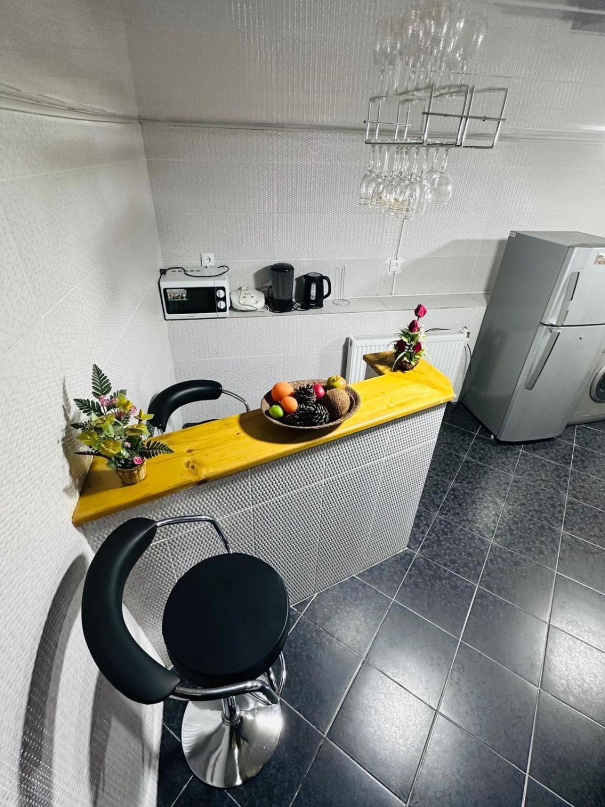 Nikas Apartment Tbilisi ภายนอก รูปภาพ