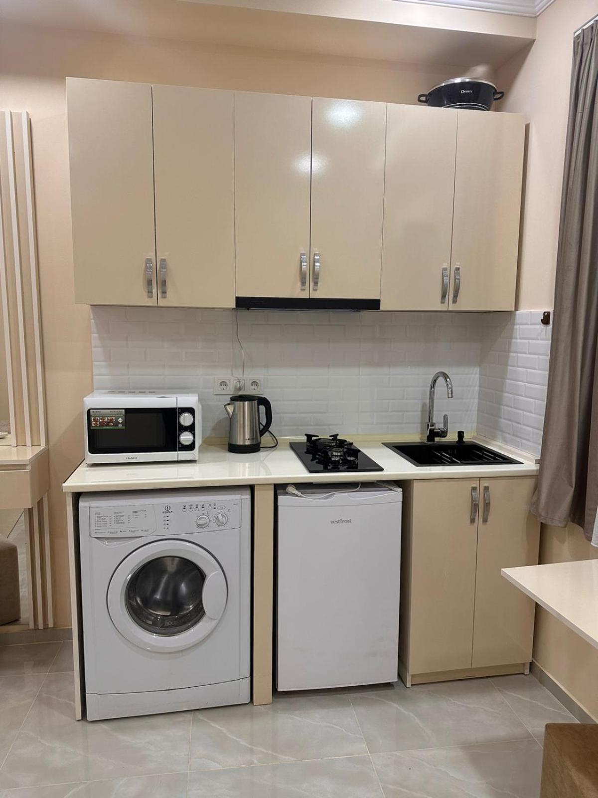 Nikas Apartment Tbilisi ภายนอก รูปภาพ